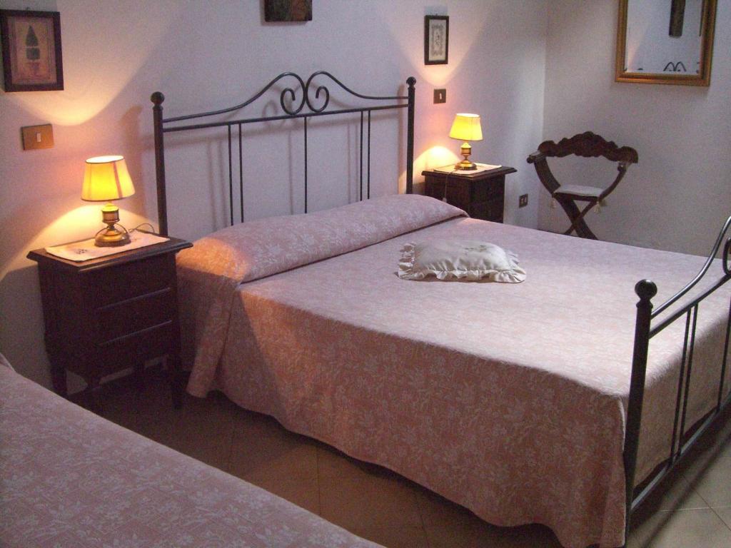 Triple Room,49882062:JPEG