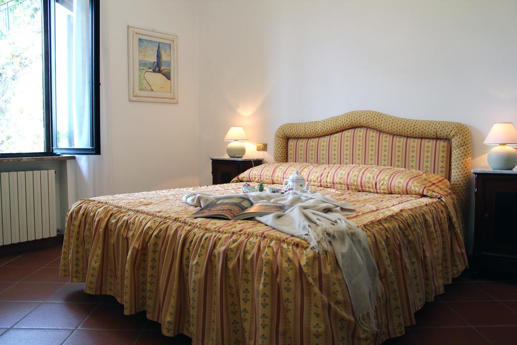 Three-Bedroom Apartment Split Level,227847929:JPEG