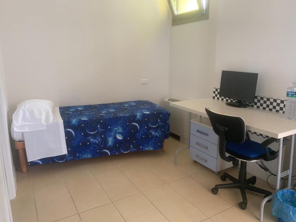 Camera Singola con Bagno Privato