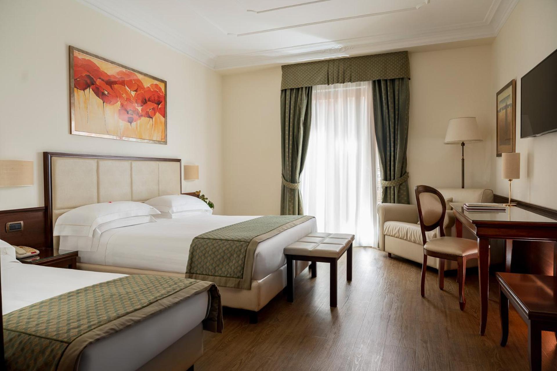 Triple Room