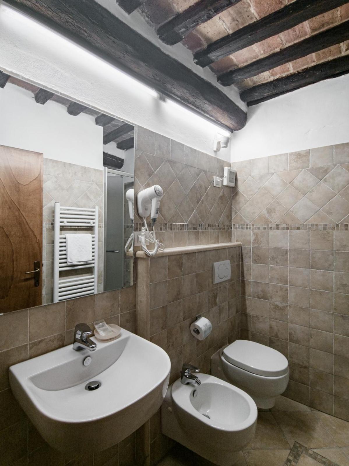 One-Bedroom Apartment-separate building