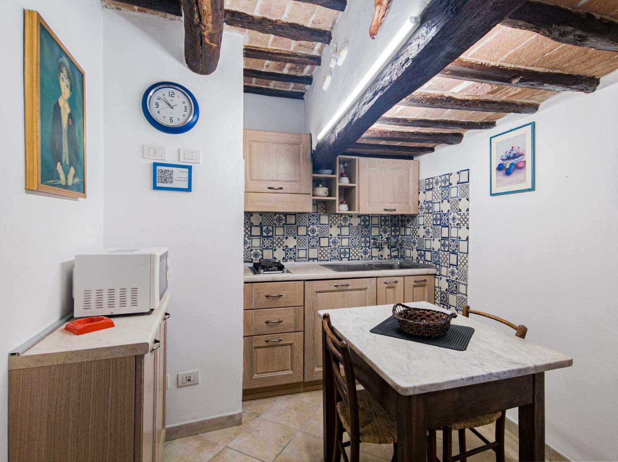 One-Bedroom Apartment-separate building