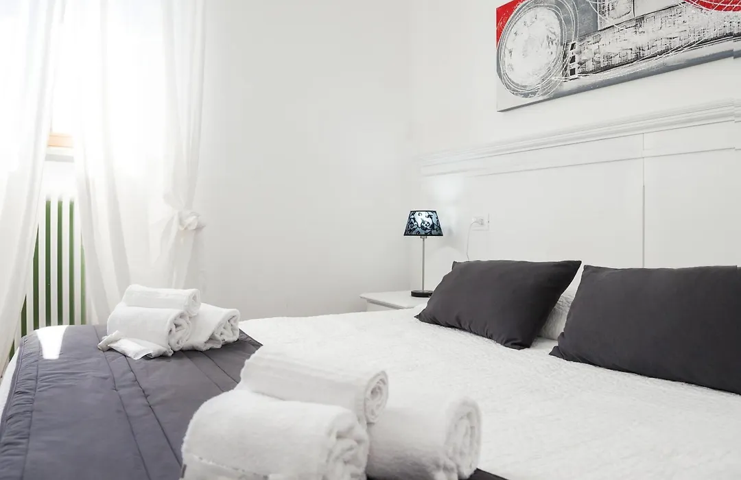 Hotel Porta Romana - Lucehotels-1