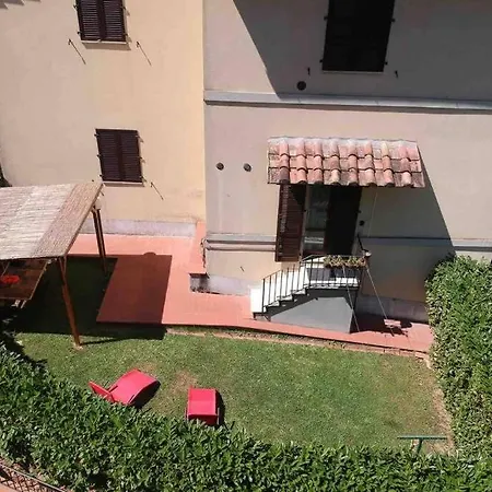 CasaZappa - In centro a piedi, parcheggio e giardino privato-3