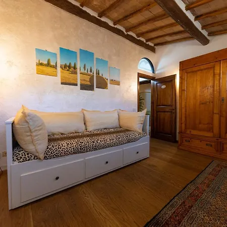 Mantellini Apartment-2