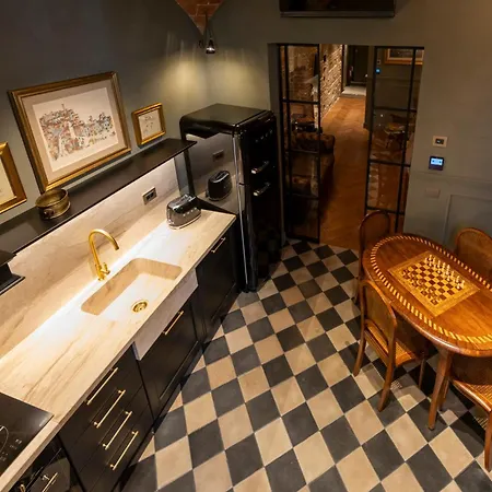 Boutique Homes Siena-3