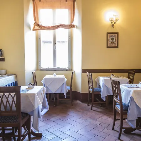 Residenza D'Epoca Palazzo Fani Mignanelli-3