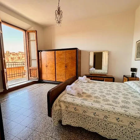 Vicolo Dell'Oro-2